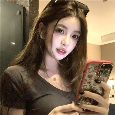 彩虹艳尽半边天